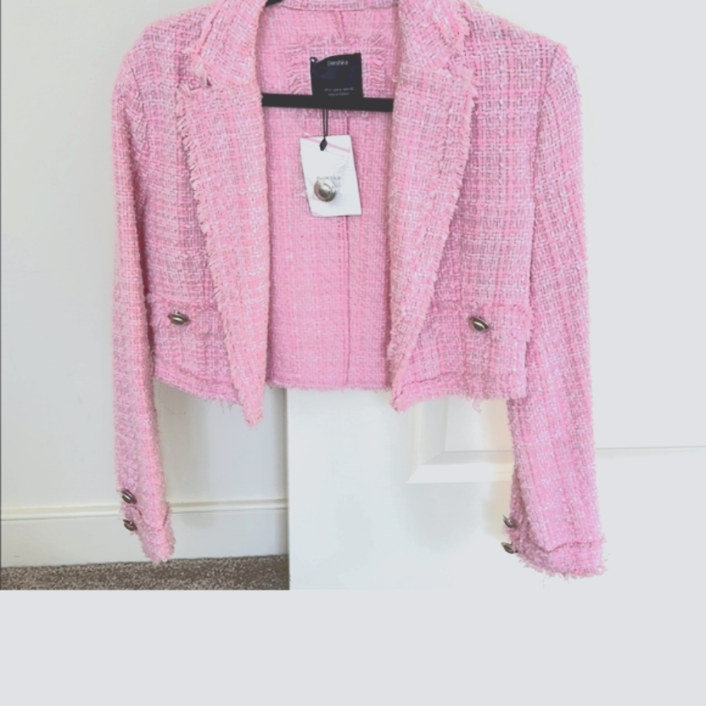 Elegant Pink Tweed Blazer with Frayed Edges
